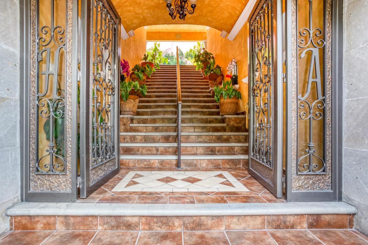 Hotel Casa Anturio Cuernavaca Exterior foto